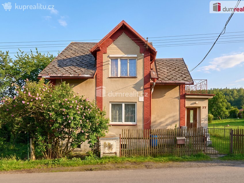 Prodej  rodinného domu 923 m^2 Plesná, Plesná 