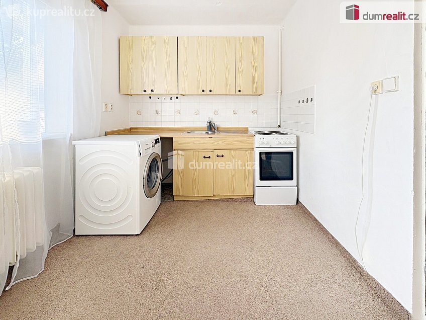 Pronájem bytu 1+1 29 m^2 Josefa Dobrovského, Most 