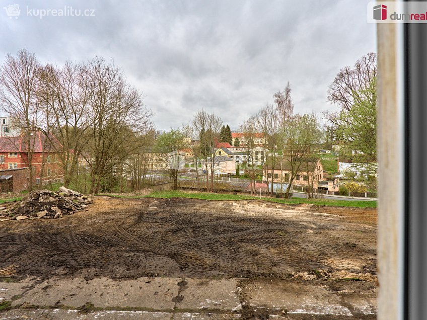 Prodej bytu 4+1 79 m^2 5. května, Plesná 