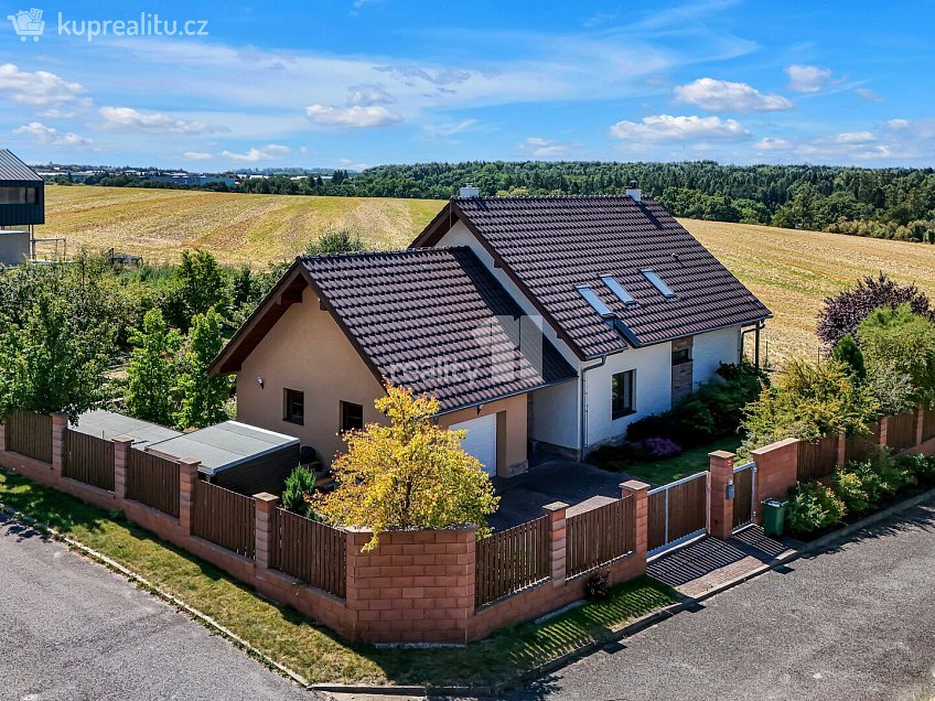 Prodej  rodinného domu 238 m^2 Radějovice, Radějovice 