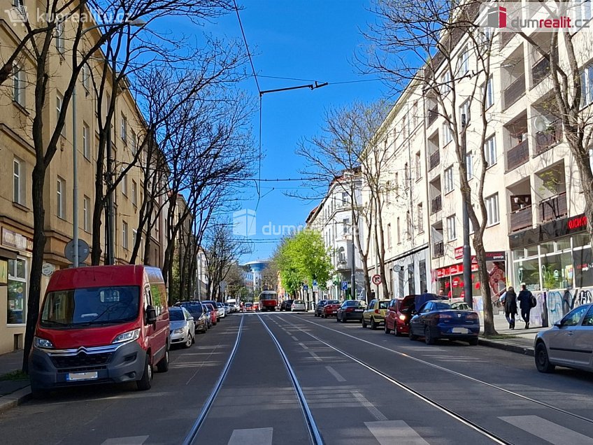 Pronájem bytu 3+kk 71 m^2 Saratovská, Praha 10 