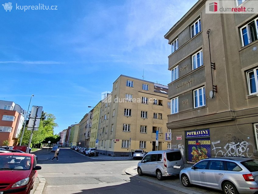 Pronájem bytu 3+kk 71 m^2 Saratovská, Praha 10 