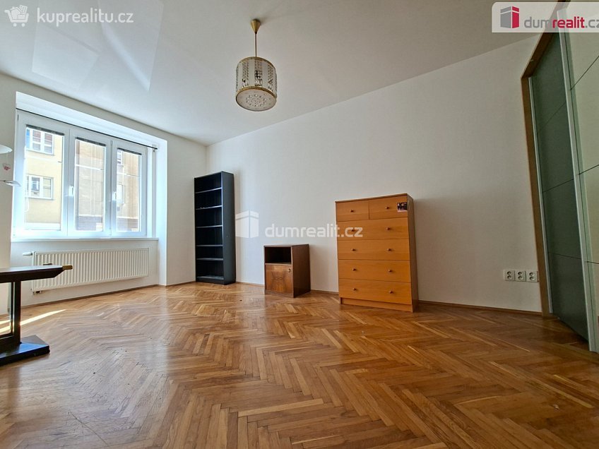 Pronájem bytu 3+kk 71 m^2 Saratovská, Praha 10 