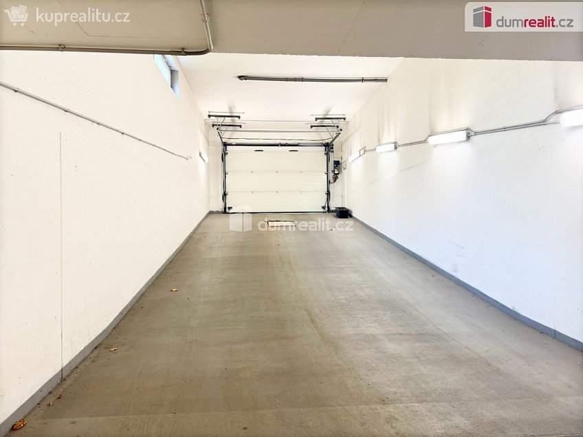 Pronájem bytu 3+kk 68 m^2 Chlebovická, Praha 18 