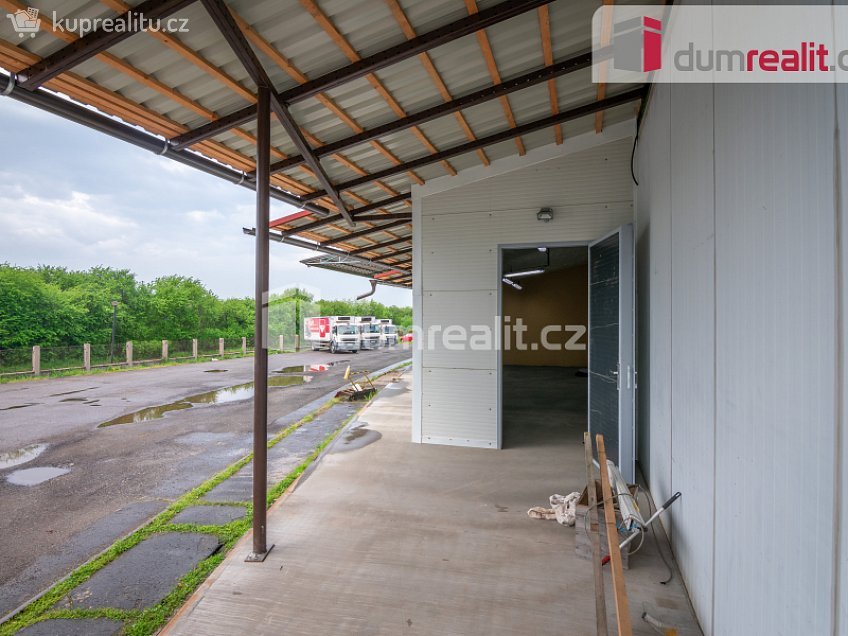 Pronájem  skladu 49 m^2 Stavební, Poděbrady 