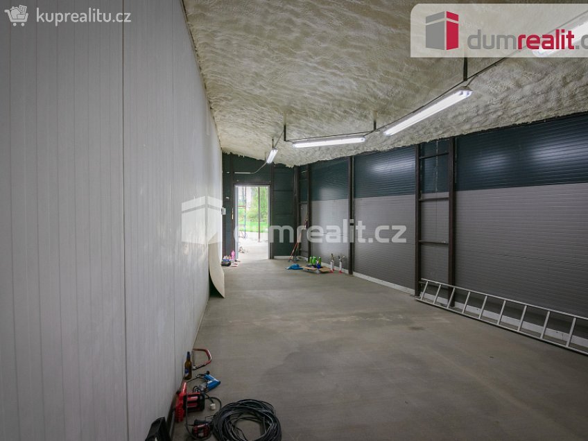 Pronájem  skladu 49 m^2 Stavební, Poděbrady 