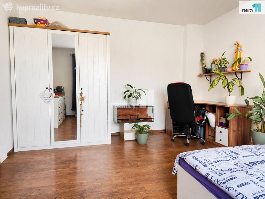 Prodej  rodinného domu 206 m^2 Křičeň, Křičeň 