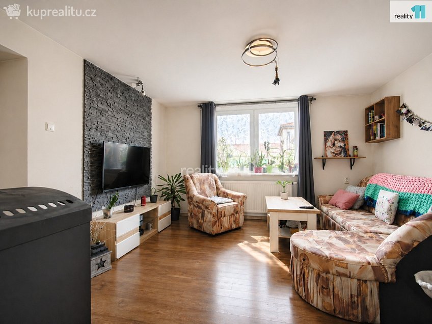 Prodej  rodinného domu 206 m^2 Křičeň, Křičeň 