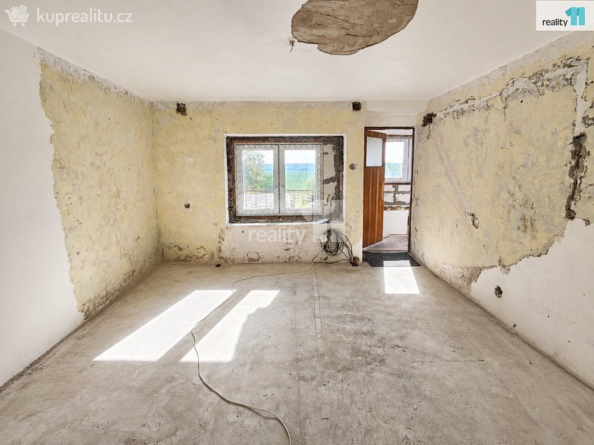 Prodej  rodinného domu 206 m^2 Křičeň, Křičeň 