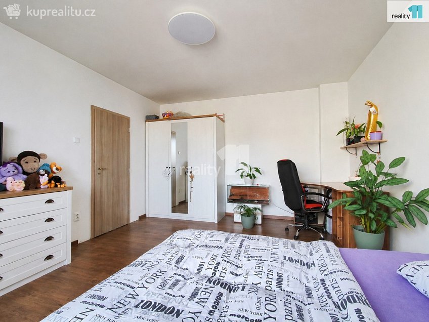 Prodej  rodinného domu 206 m^2 Křičeň, Křičeň 