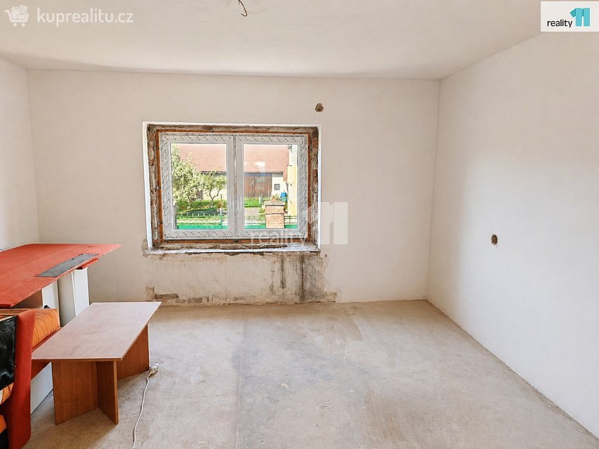 Prodej  rodinného domu 206 m^2 Křičeň, Křičeň 