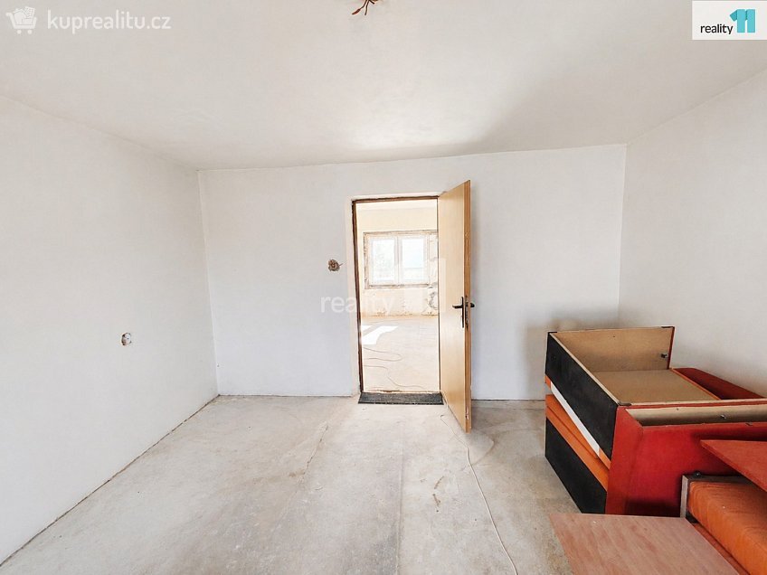 Prodej  rodinného domu 206 m^2 Křičeň, Křičeň 