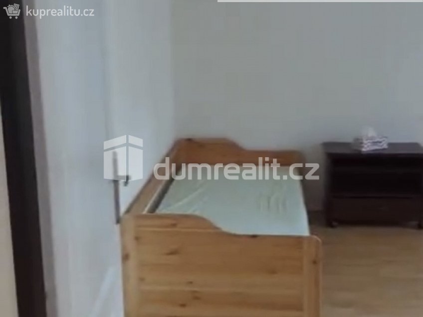 Pronájem bytu 2+1 60 m^2 Pilská, Praha 14 