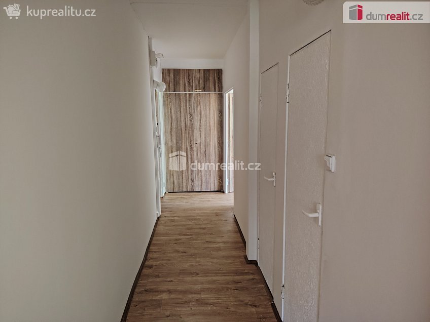 Pronájem bytu 3+1 72 m^2 U Tvrze, Děčín 