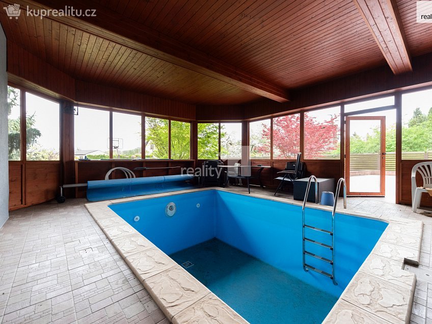 Prodej  rodinného domu 432 m^2 K Hájku, Praha-Královice 