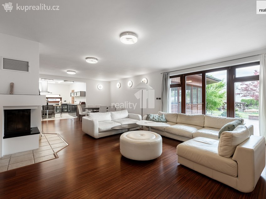 Prodej  rodinného domu 432 m^2 K Hájku, Praha-Královice 