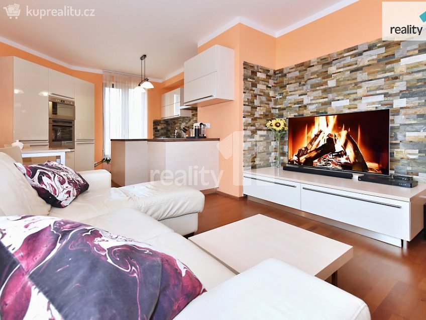 Prodej bytu 4+kk 93 m^2 Nademlejnská, Praha 9 