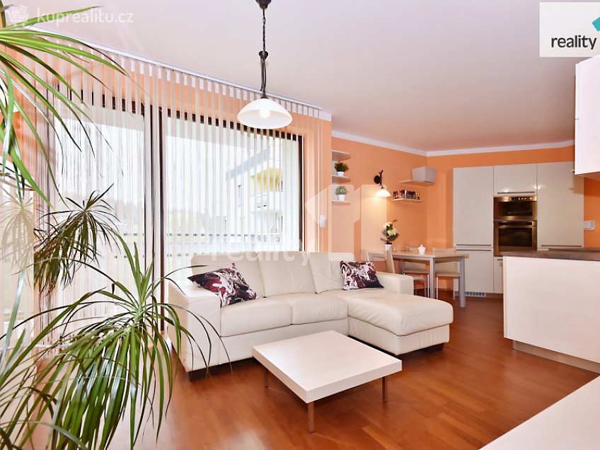 Prodej bytu 4+kk 93 m^2 Nademlejnská, Praha 9 