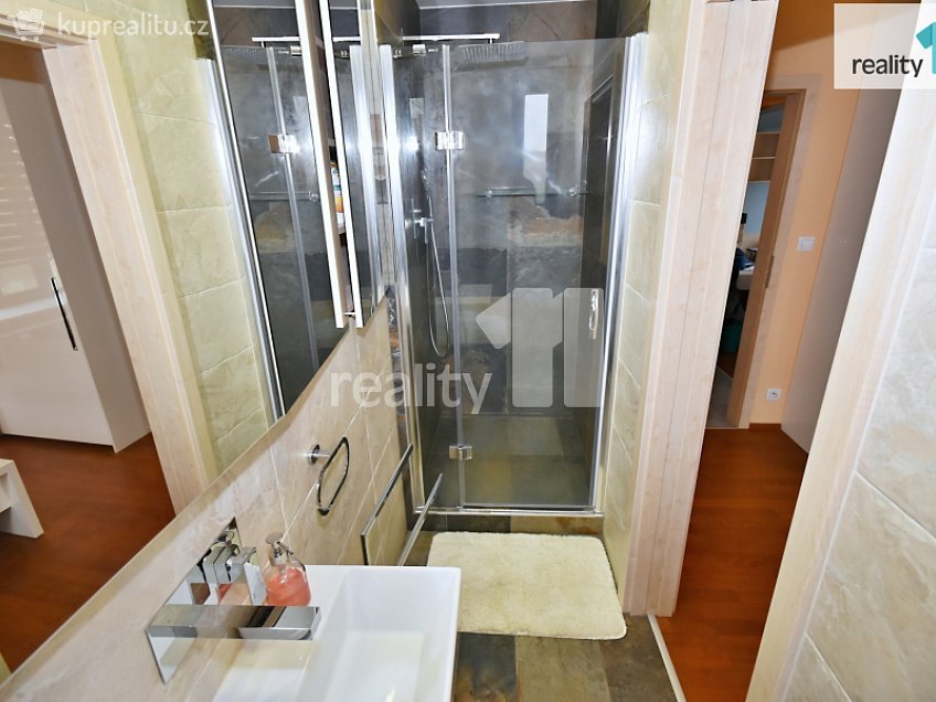 Prodej bytu 4+kk 93 m^2 Nademlejnská, Praha 9 