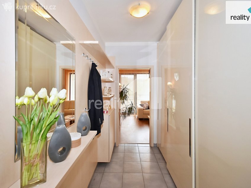 Prodej bytu 4+kk 93 m^2 Nademlejnská, Praha 9 