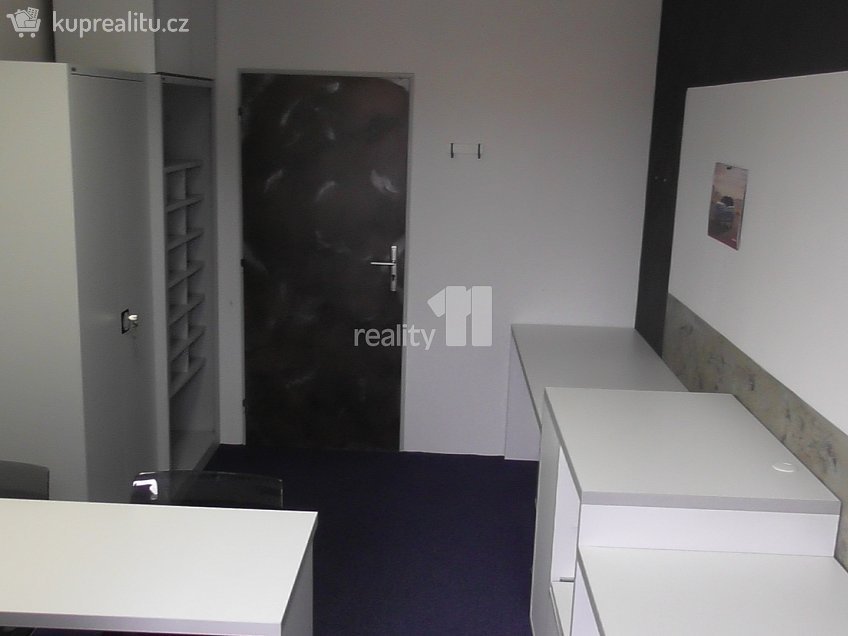 Pronájem  kanceláře 19 m^2 Sokolovská, Ostrava 