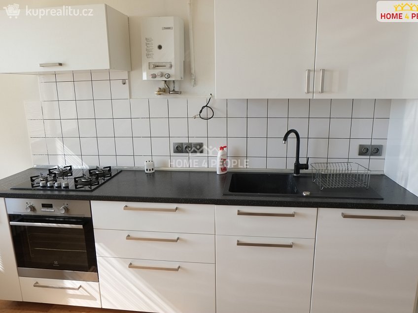 Pronájem bytu 2+1 78 m^2 Skácelova, Brno 