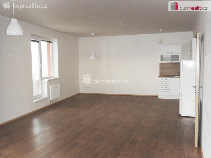 Pronájem bytu 2+kk 88 m^2 Vorařská, Praha 12 