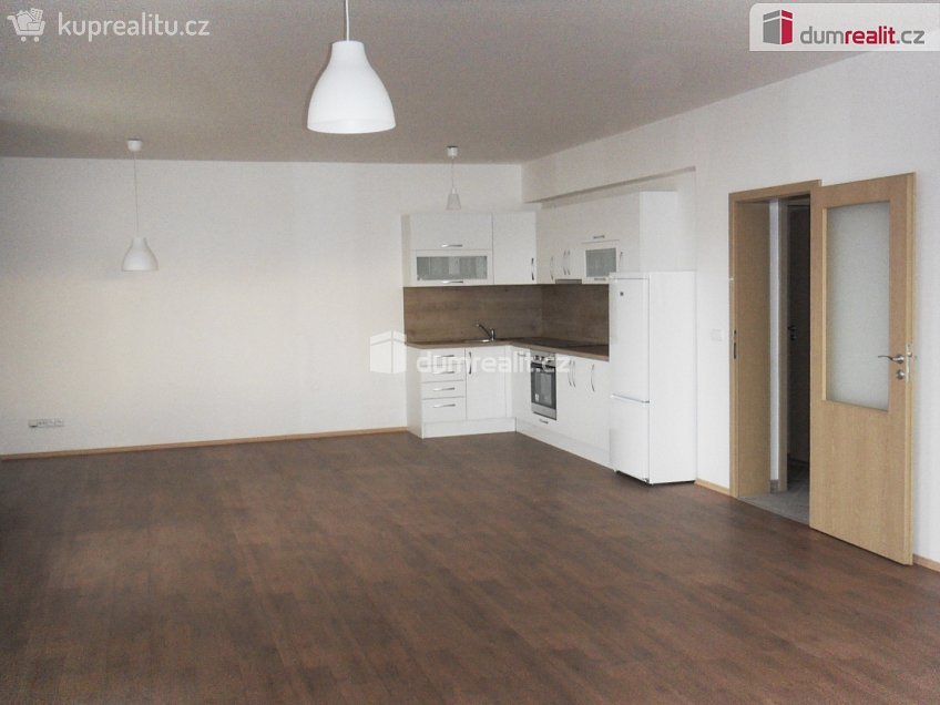 Pronájem bytu 2+kk 88 m^2 Vorařská, Praha 12 