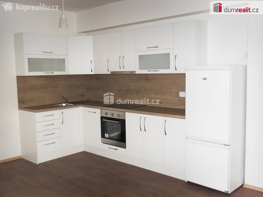 Pronájem bytu 2+kk 88 m^2 Vorařská, Praha 12 