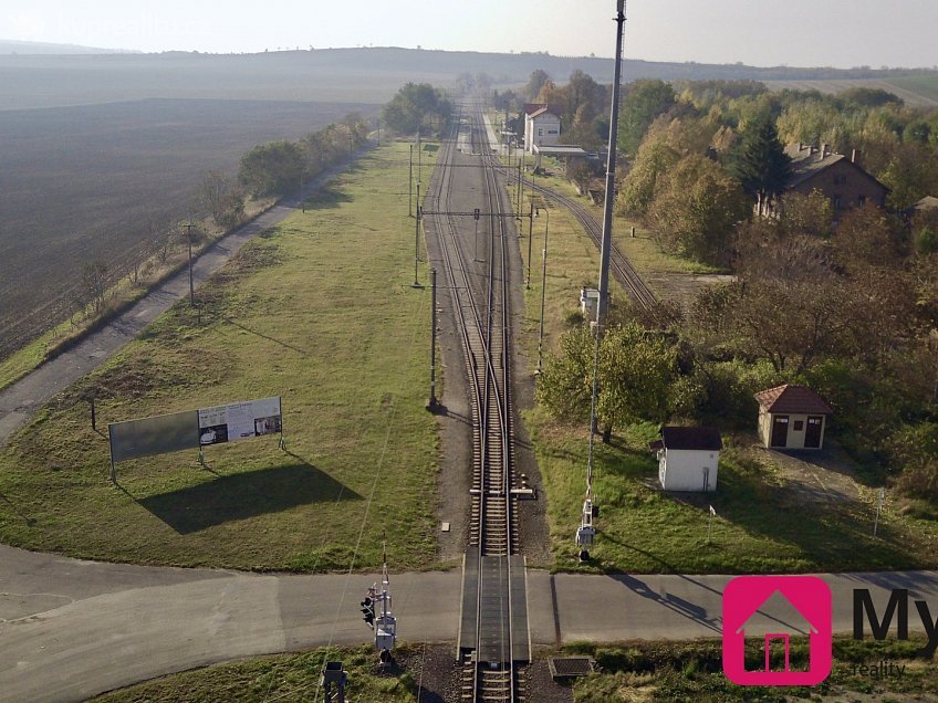 Prodej  stavebního pozemku 3425 m^2 Šatov, Šatov 