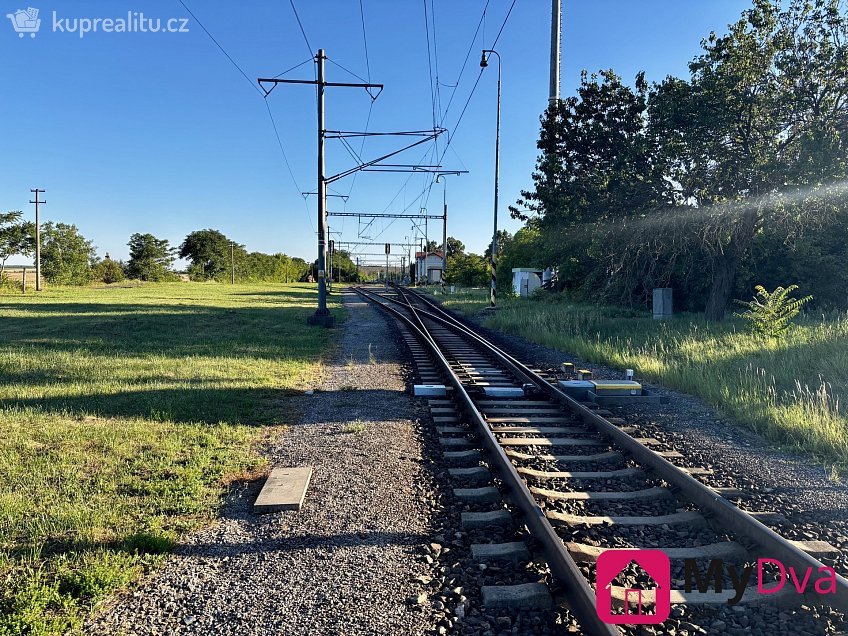 Prodej  stavebního pozemku 3425 m^2 Šatov, Šatov 