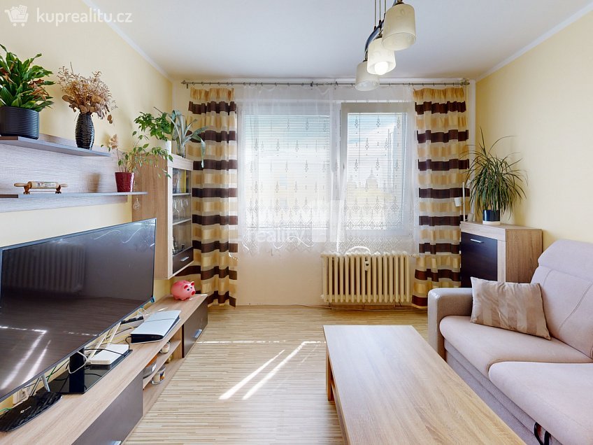 Pronájem bytu 3+1 64 m^2 Husova, Havlíčkův Brod 