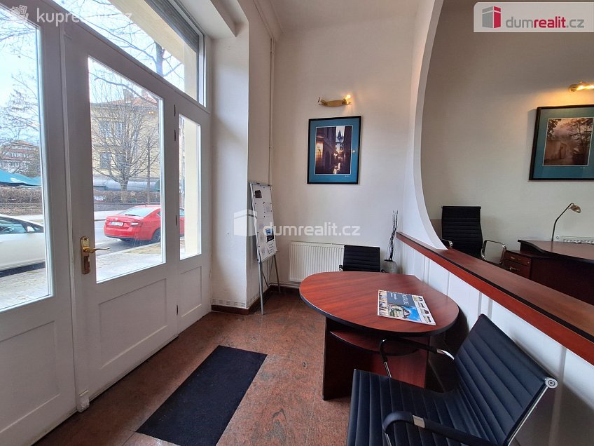 Pronájem  kanceláře 51 m^2 Bubenečská, Praha 6 