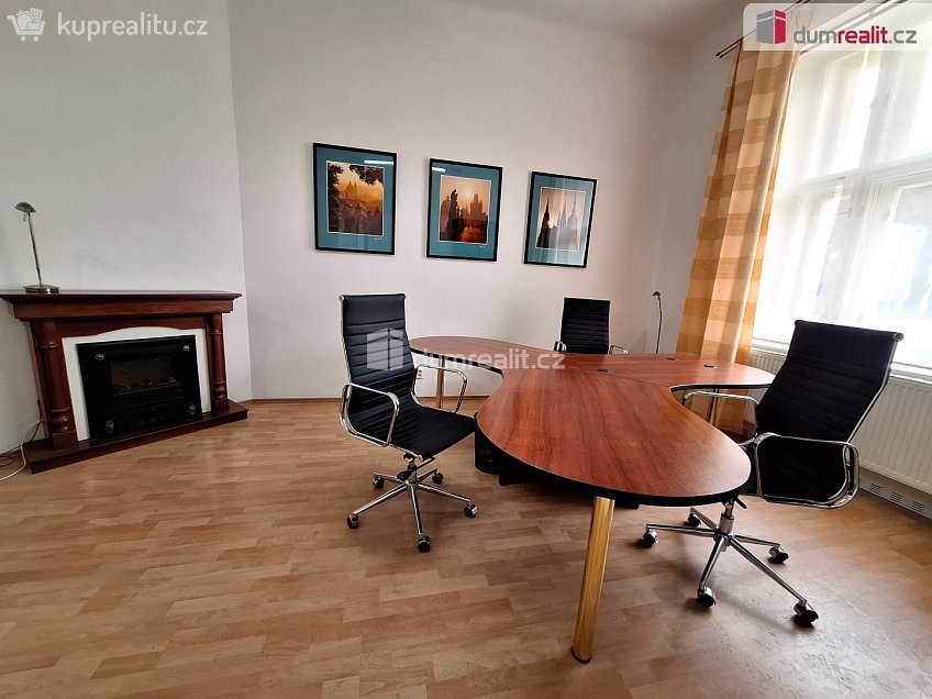 Pronájem  kanceláře 51 m^2 Bubenečská, Praha 6 