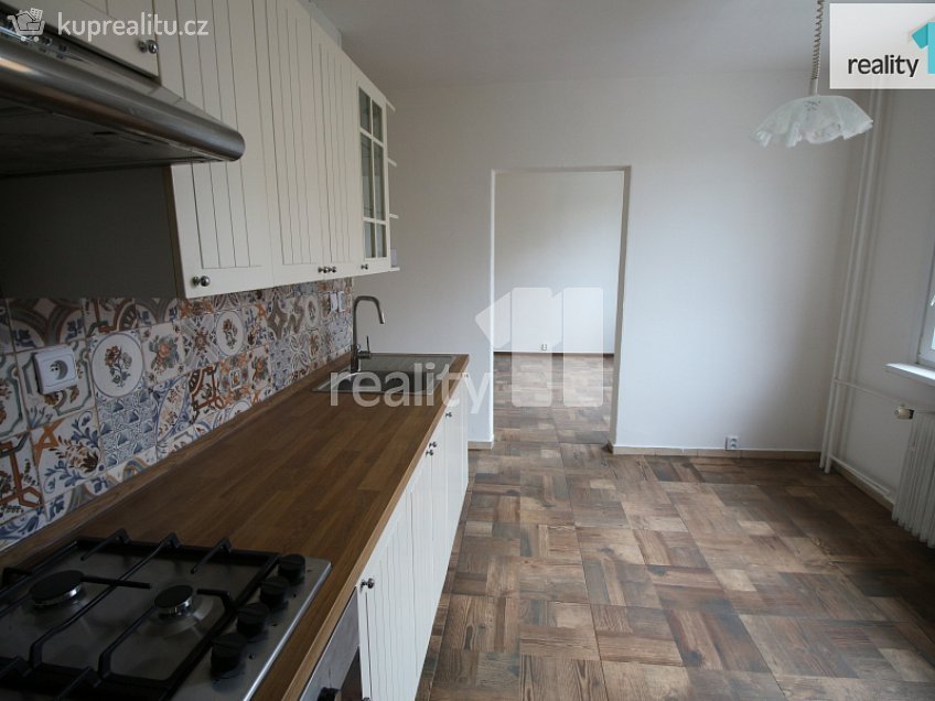 Pronájem bytu 3+1 65 m^2 Zhořelecká, Česká Lípa 