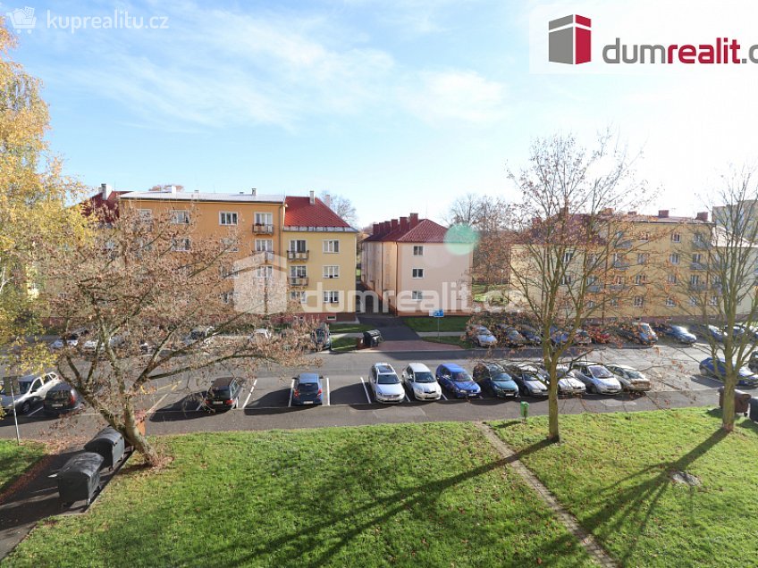 Pronájem bytu 3+1 76 m^2 Jungmannova, Ostrov 