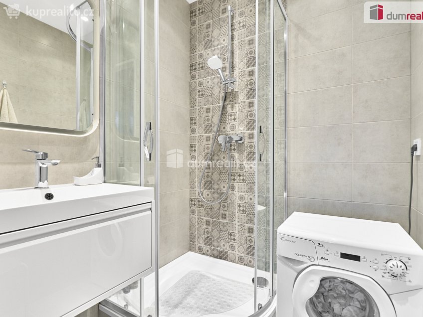 Prodej bytu 3+1 67 m^2 Brigádníků, Karlovy Vary 