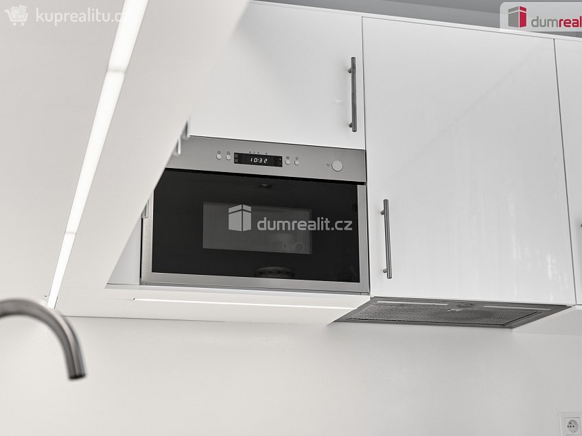 Prodej bytu 3+1 67 m^2 Brigádníků, Karlovy Vary 