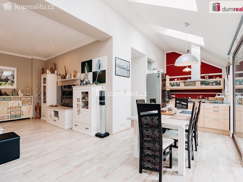 Prodej  rodinného domu 160 m^2 Nerudova, Břeclav 