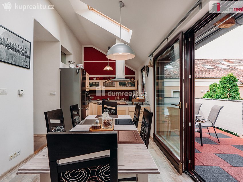 Prodej  rodinného domu 160 m^2 Nerudova, Břeclav 