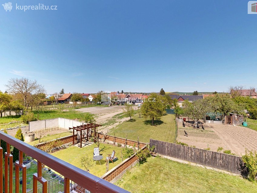 Prodej  rodinného domu 180 m^2 Řadová, Vracov 