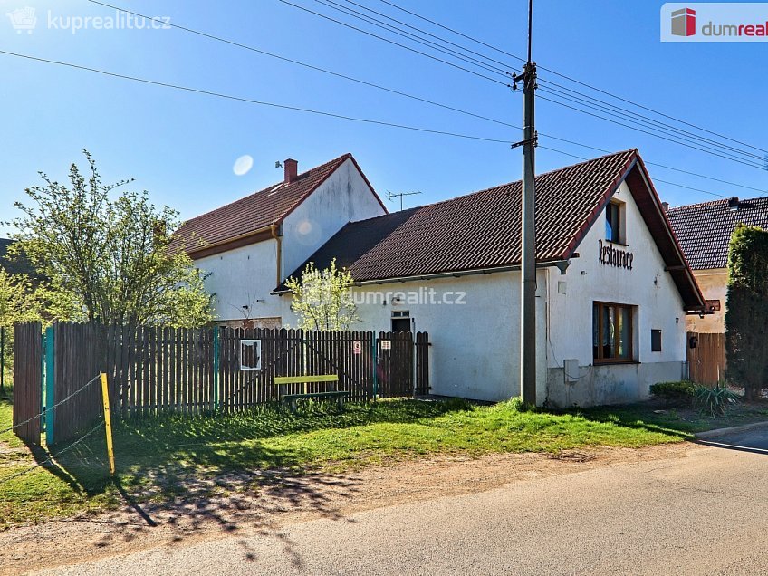 Prodej  rodinného domu 350 m^2 Hořesedly, Hořesedly 