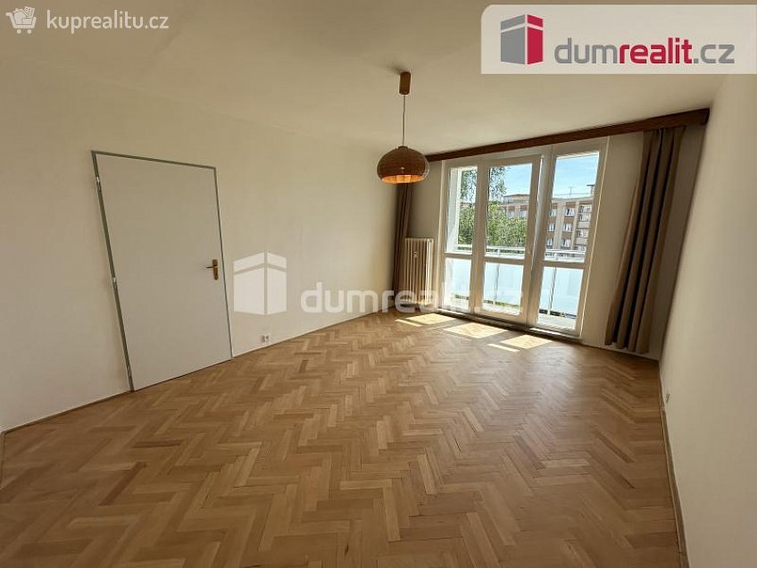Pronájem bytu 1+1 40 m^2 Ke Kukačce, Plzeň 
