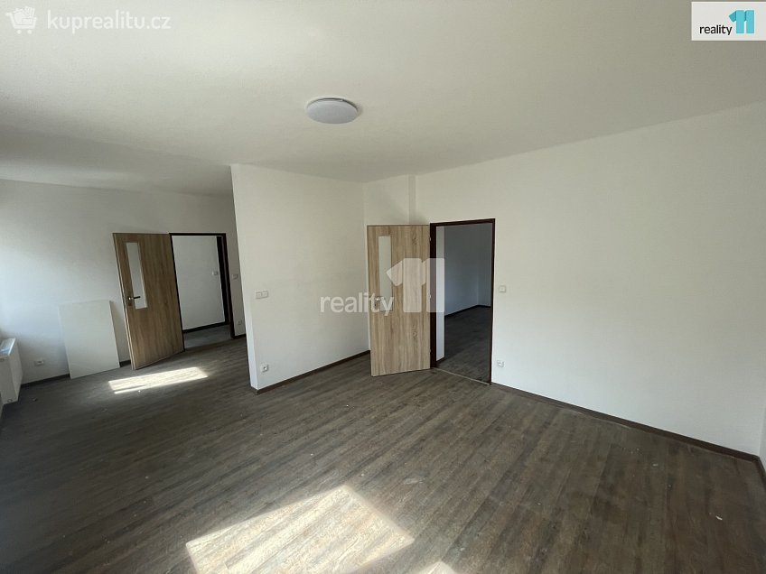 Prodej  rodinného domu 295 m^2 Pelhřimovská, Humpolec 