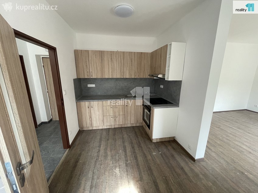 Prodej  rodinného domu 295 m^2 Pelhřimovská, Humpolec 
