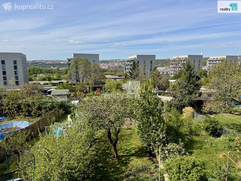 Prodej  rodinného domu 140 m^2 Odlehlá, Praha 9 