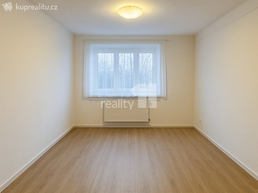 Prodej  rodinného domu 140 m^2 Odlehlá, Praha 9 