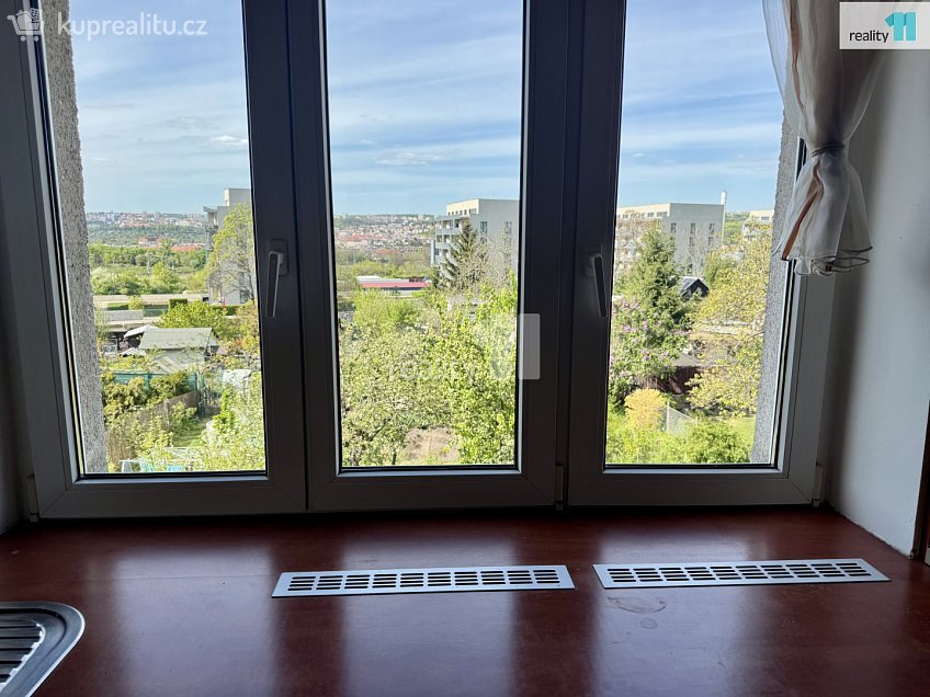 Prodej  rodinného domu 140 m^2 Odlehlá, Praha 9 