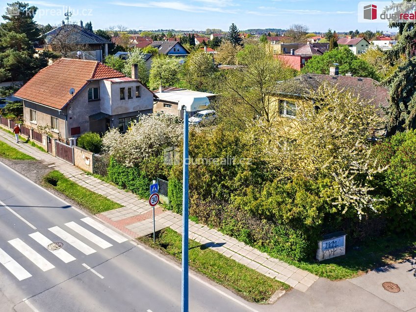 Prodej  rodinného domu 106 m^2 Zaříčanská, Praha 21 