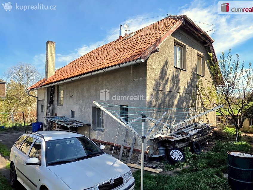 Prodej  rodinného domu 106 m^2 Zaříčanská, Praha 21 